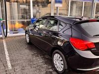Gebraucht Opel Astra 116 PS (85 kW) 2015 Schwarz Limousine