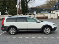 Gebraucht Volvo XC70 181 PS (133 kW) 2015 Weiß Kombi