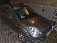 Gebraucht Ford Fiesta 75 PS (55 kW) 2002 Grau Kleinwagen