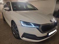 Gebraucht Skoda Octavia First Edition 150 PS (110 kW) 2021 Weiß Kombi