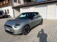 Gebraucht Mini Cooper SE Classic 160 kW (218 PS) 2024 Silber Kleinwagen