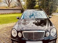 Second-hand Mercedes E220 170 CP (125 kW) 2007 Negru Break