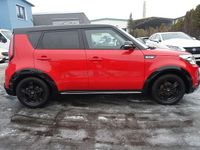 Gebraucht Kia Soul DREAM-TEAM Edition 132 PS (97 kW) 2015 Rot SUV