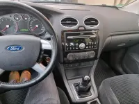 Używany Ford Focus Ghia 116 KM (85 kW) 2005 Czarny Sedan/Limuzyna
