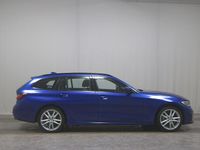Gebraucht BMW 330e M Sport 292 PS (214 kW) 2021 Blau Kombi