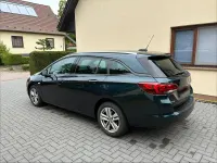 Gebraucht Opel Astra Active 125 PS (91 kW) 2017 Grün Kombi