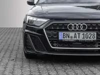 Gebraucht Audi A1 S-Line 150 PS (110 kW) 2025 Mythosschwarz metallic SUV