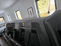 Second-hand Mercedes E230 132 CP (97 kW) 1987 Andere farben