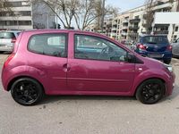 Gebraucht Renault Twingo Expression 75 PS (55 kW) 2012 Fuchsiaviolett Kleinwagen
