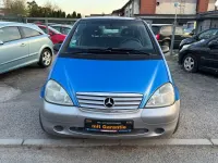 Gebraucht Mercedes A160 102 PS (75 kW) 2000 Blau Limousine