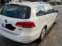Gebraucht VW Passat 140 PS (102 kW) 2012 Weiß Kombi