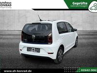 Gebraucht VW e-up! Style 61 kW (83 PS) 2021 Pure white Kleinwagen