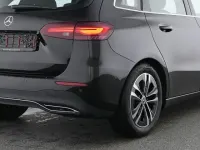 Gebraucht Mercedes B200 Advanced 163 PS (119 kW) 2025 Schwarz Kleinwagen