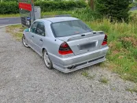 Gebraucht Mercedes C180 122 PS (89 kW) 1996 Silber Limousine