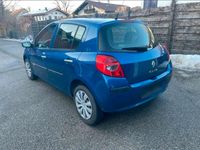 Gebraucht Renault Clio II 75 PS (55 kW) 2008 Blau Kleinwagen