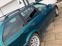 Gebraucht BMW 323 170 PS (125 kW) 1997 Grün Kombi