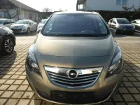 Gebraucht Opel Meriva Innovation 140 PS (102 kW) 2010 Gold Van / Kleinbus