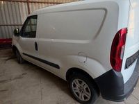 Gebraucht Fiat Doblò 80 PS (58 kW) 2017 Weiß Van / Kleinbus