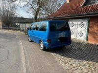 Second-hand VW T4 102 CP (75 kW) 2002 Albastru Van
