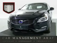 Używany Volvo V60 Summum 181 KM (133 kW) 2015 Czarny Kombi