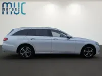 Używany Mercedes E220 194 KM (142 kW) 2019 Srebrny Kombi