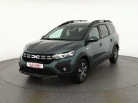 Neu Dacia Jogger Expression 110 PS (80 kW) 2025 Grün Van / Kleinbus