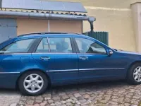 Gebraucht Mercedes C220 Elegance 143 PS (105 kW) 2003 Blau Kombi