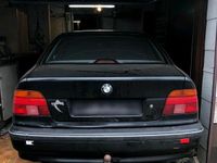 Gebraucht BMW 523 170 PS (125 kW) 1998 Schwarz Kombi