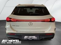 Gebraucht Mercedes EQA250 AMG 139 kW (190 PS) 2022 Polarweiß SUV