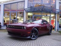 Gebraucht Dodge Challenger 309 PS (227 kW) 2017 Rot metallic Coupé