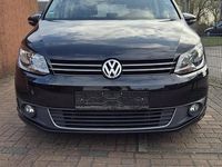 Gebraucht VW Touran 105 PS (77 kW) 2012 Schwarz Van / Kleinbus