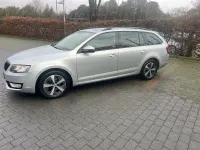 Gebraucht Skoda Octavia GreenLine 110 PS (80 kW) 2015 Silber Kombi