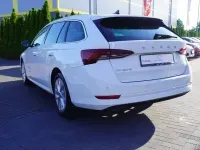 Gebraucht Skoda Octavia First Edition 110 PS (80 kW) 2021 Weiß Kombi