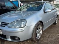 Gebraucht VW Golf V 150 PS (110 kW) 2004 Silber Kleinwagen
