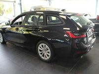 gebraucht BMW 318 i Touring Aut.