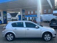 Gebraucht Opel Astra Edition 90 PS (66 kW) 2009 Silber Limousine
