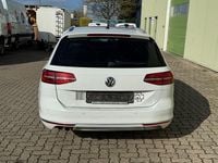 Gebraucht VW Passat Highline 179 PS (131 kW) 2016 Weiß Kombi