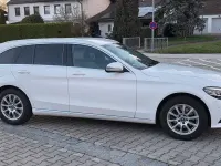 Gebraucht Mercedes C220 194 PS (142 kW) 2019 Weiß Kombi