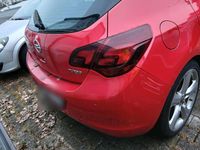 Second-hand Opel Astra 180 CP (132 kW) 2009 Roșu Coupe