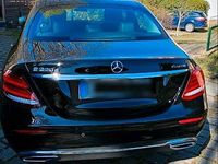 Gebraucht Mercedes E220 194 PS (142 kW) 2019 Schwarz Limousine