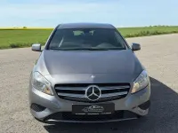 Gebraucht Mercedes A180 122 PS (89 kW) 2015 Mountaingrau  met. Kleinwagen
