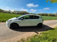 Gebraucht Opel Corsa Color Edition 90 PS (66 kW) 2015 Weiß Kleinwagen