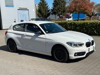 Gebraucht BMW 116 Shadowline 109 PS (80 kW) 2016 Weiß Kleinwagen