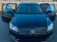 Gebraucht VW Passat 140 PS (102 kW) 2013 Schwarz Limousine