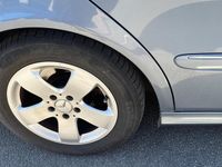 Używany Mercedes E280 177 KM (130 kW) 2005 Niebieski Kombi