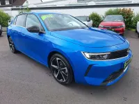 Gebraucht Opel Astra Elegance 131 PS (96 kW) 2023 Kobalt blau Kleinwagen