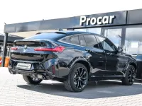 Gebraucht BMW X4 M Sport 190 PS (139 kW) 2025 Schwarz SUV