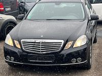 Gebraucht Mercedes E200 136 PS (100 kW) 2011 Schwarz Kombi
