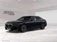 Gebraucht BMW 740 M Sport 299 PS (219 kW) 2025 Carbonschwarz Limousine