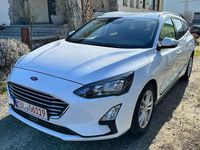 Gebraucht Ford Focus 120 PS (88 kW) 2019 Frostweiß Kombi
